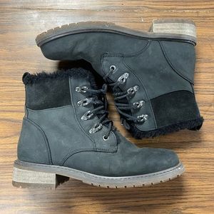 EMU Australia waterproof black boots lace up lined US women’s size 8